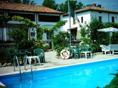 The swimming pool and the houses
