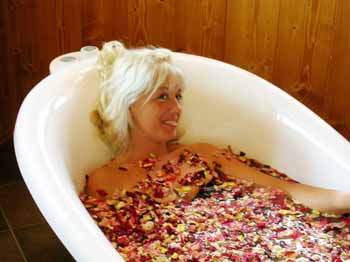 Aromatic bath